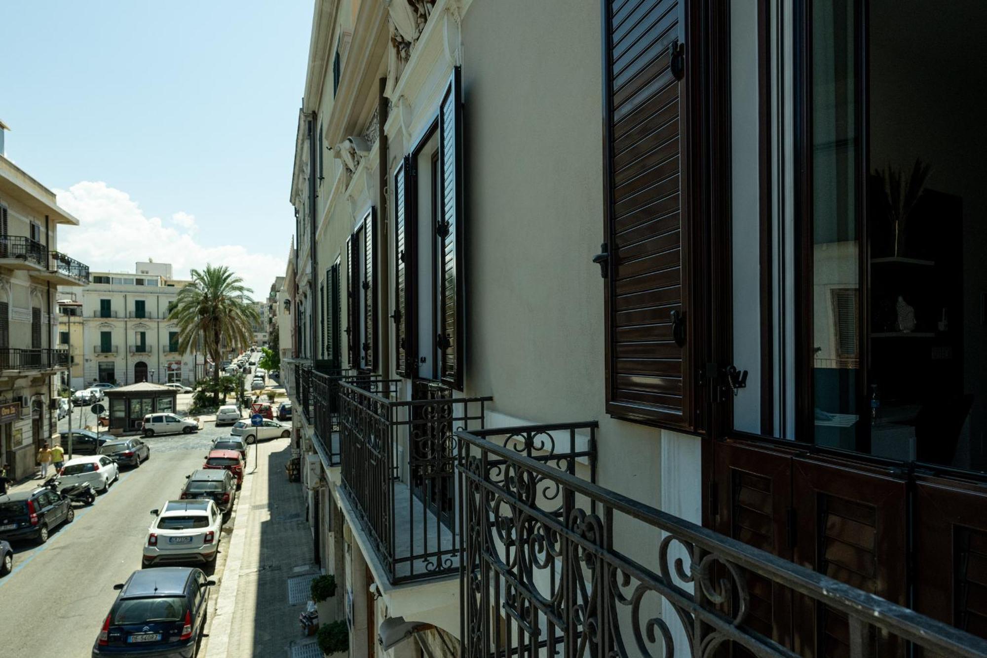 The Dome Guest House Reggio di Calabria Eksteriør billede